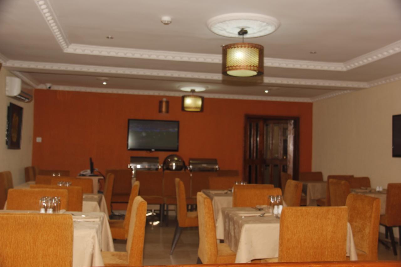 Crown Cottage Hotel إيكجا المظهر الخارجي الصورة