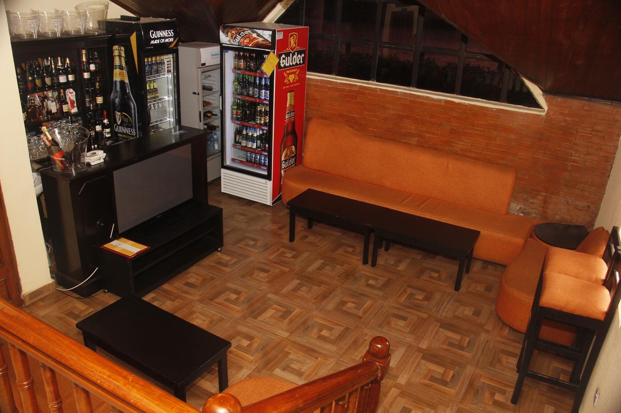 Crown Cottage Hotel إيكجا المظهر الخارجي الصورة